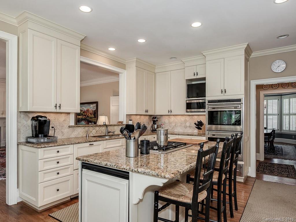 1227 Kingscross Drive Charlotte NC 28211