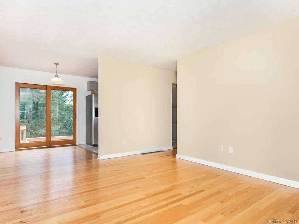 53 Knob Hill Road Asheville NC 28806