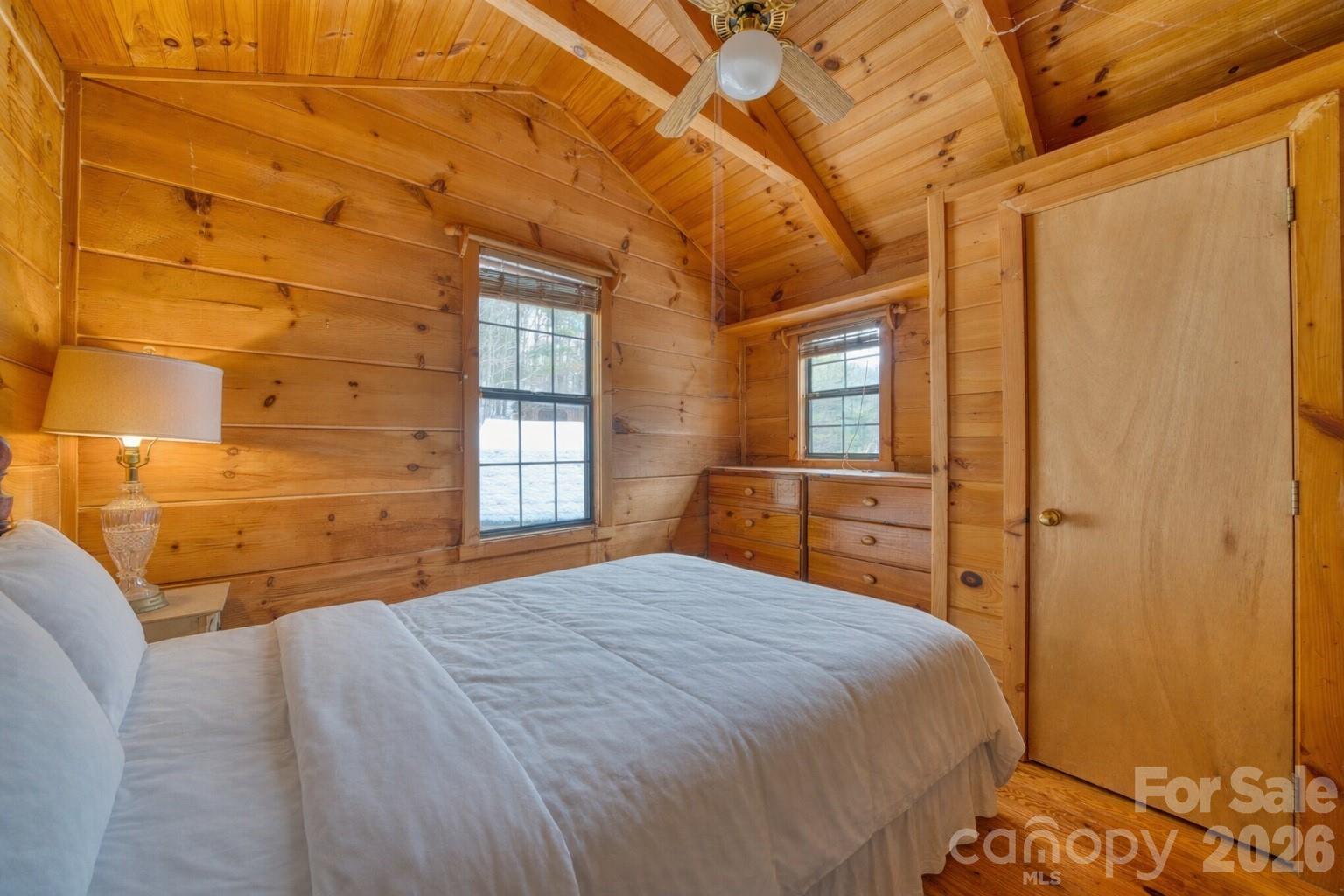292 Crow Lane Burnsville NC 28714