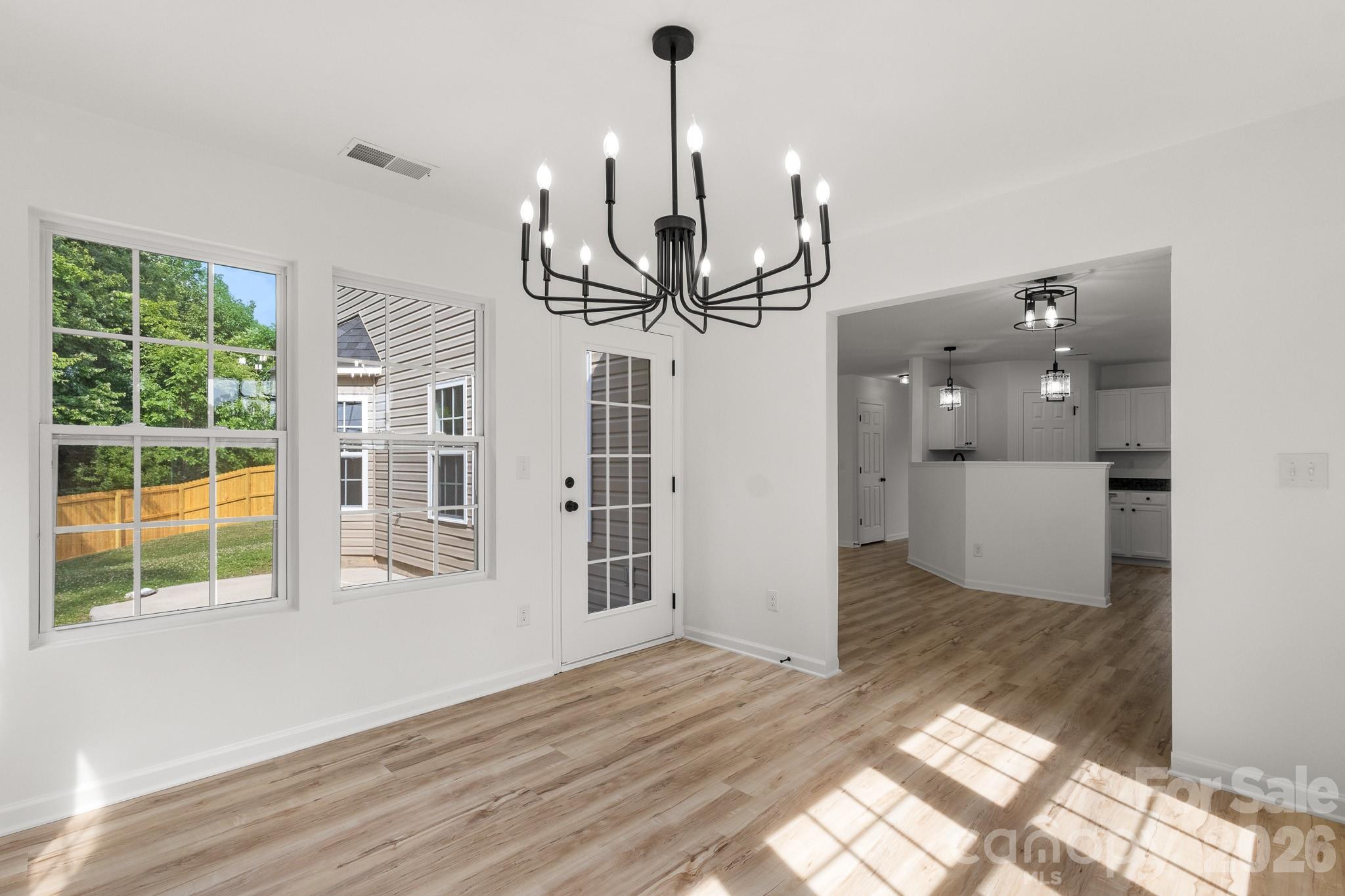 8723 Buttonwood Court Charlotte NC 28215
