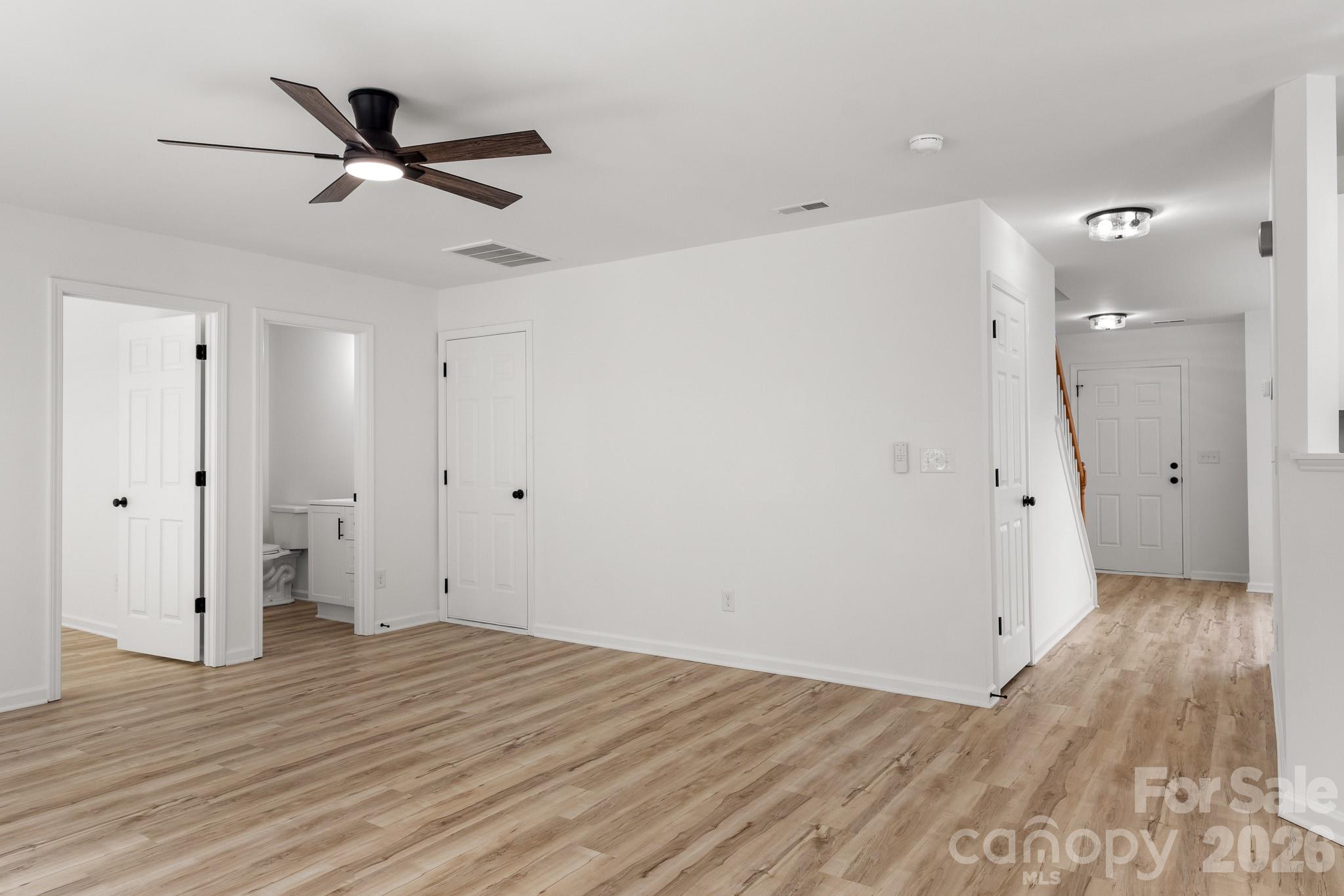 8723 Buttonwood Court Charlotte NC 28215
