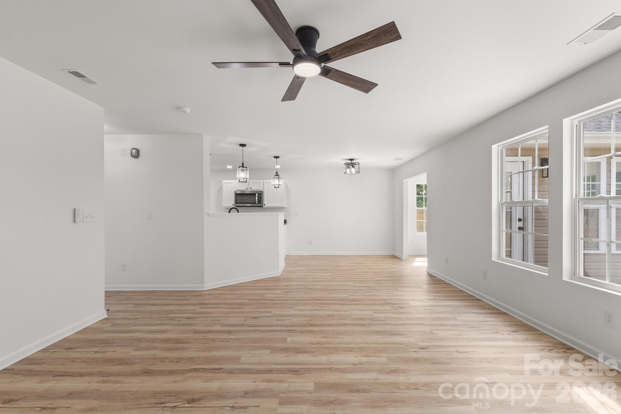 8723 Buttonwood Court Charlotte NC 28215