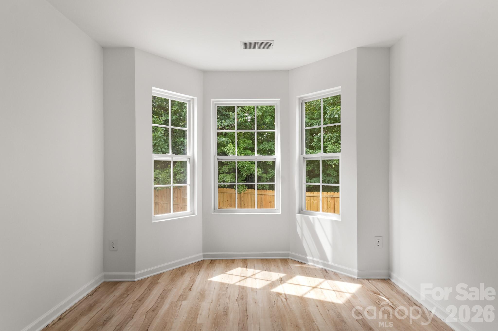 8723 Buttonwood Court Charlotte NC 28215