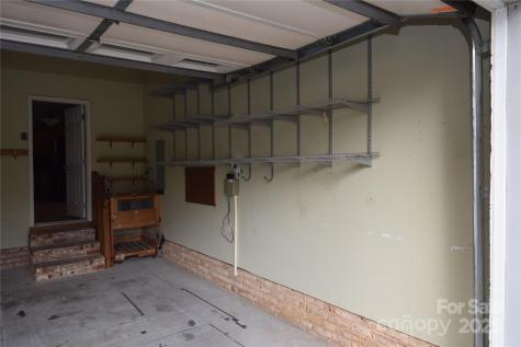 809 Pine Forest Road Charlotte NC 28214