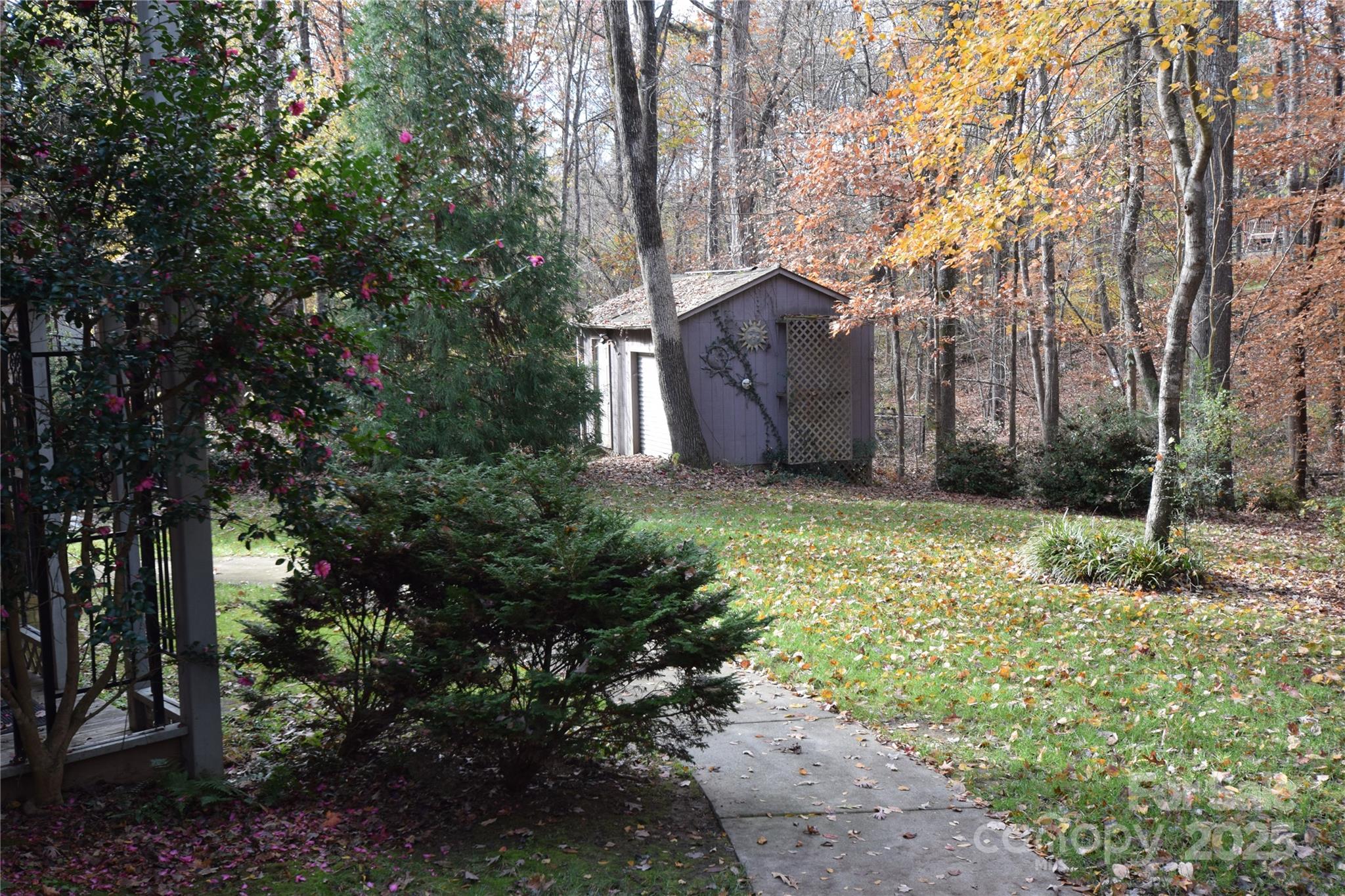 809 Pine Forest Road Charlotte NC 28214