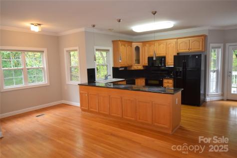 809 Pine Forest Road Charlotte NC 28214