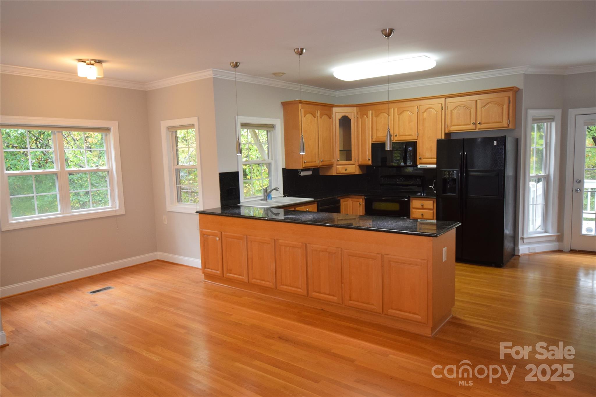 809 Pine Forest Road Charlotte NC 28214