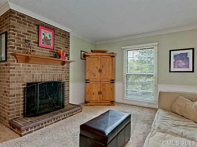 613 Silversmith Lane Charlotte NC 28270