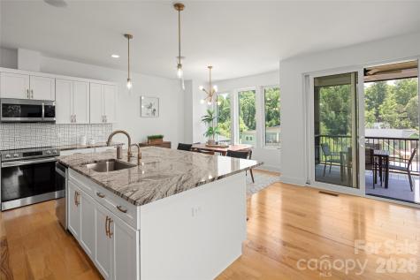 303 Iron Ridge Loop Asheville NC 28806