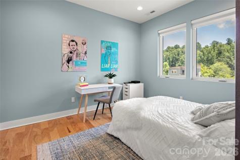 303 Iron Ridge Loop Asheville NC 28806