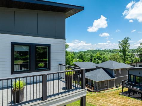 303 Iron Ridge Loop Asheville NC 28806