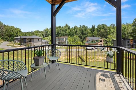 303 Iron Ridge Loop Asheville NC 28806