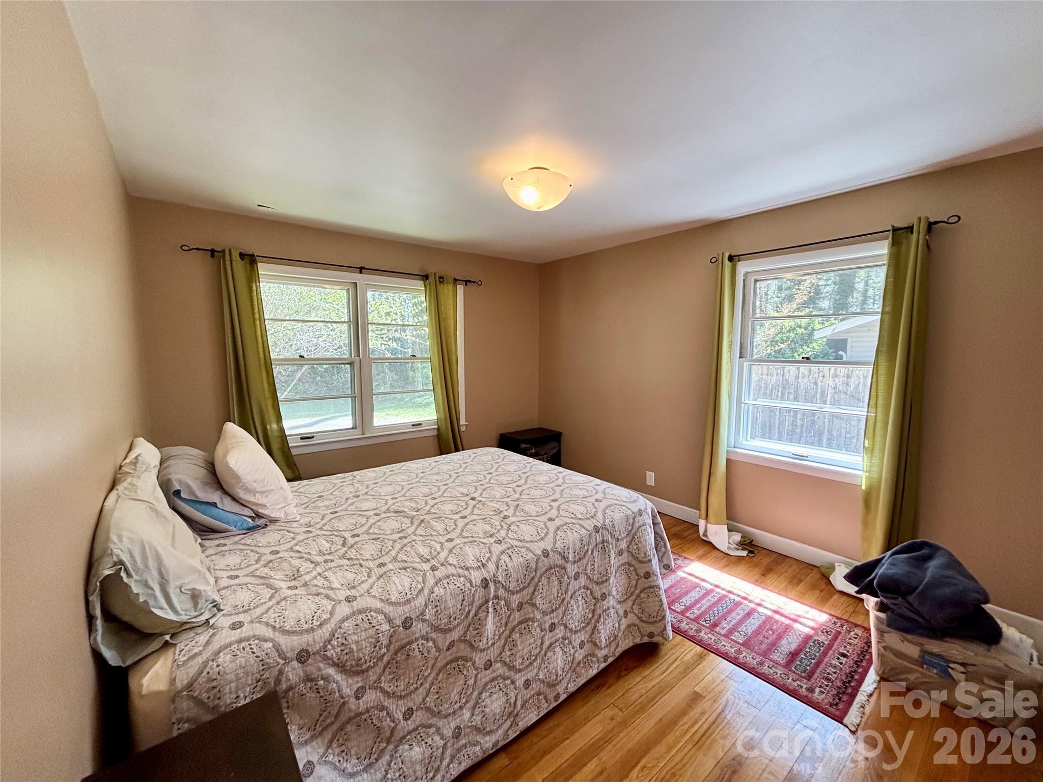 2732 Holly Hill Drive N Hendersonville NC 28791