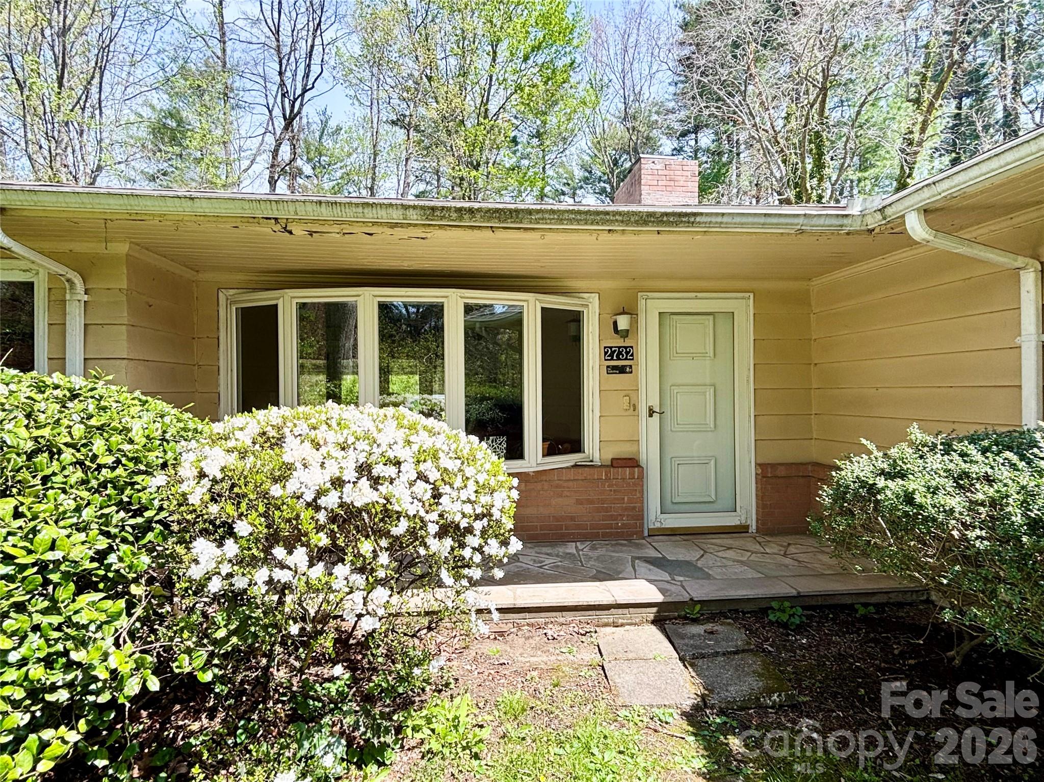 2732 Holly Hill Drive N Hendersonville NC 28791