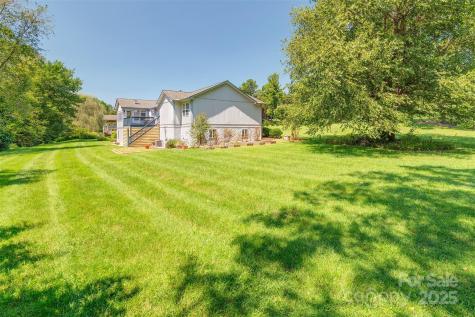 76 Woodland Hills Road Asheville NC 28804