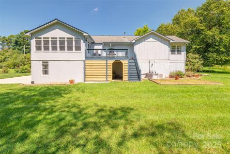76 Woodland Hills Road Asheville NC 28804