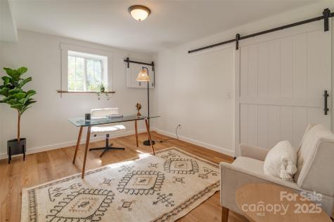 76 Woodland Hills Road Asheville NC 28804