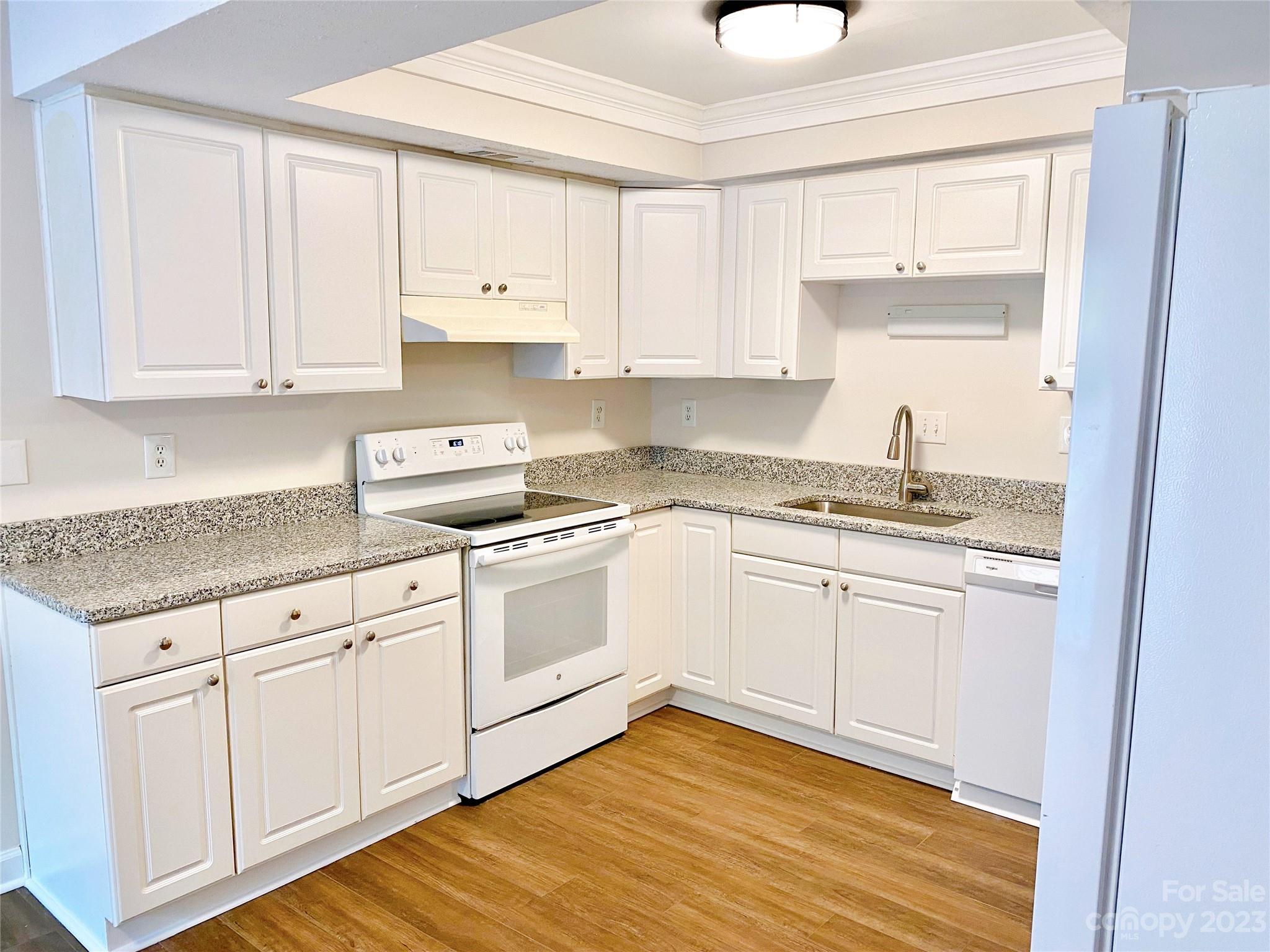 3211 Windbluff Drive Charlotte NC 28277