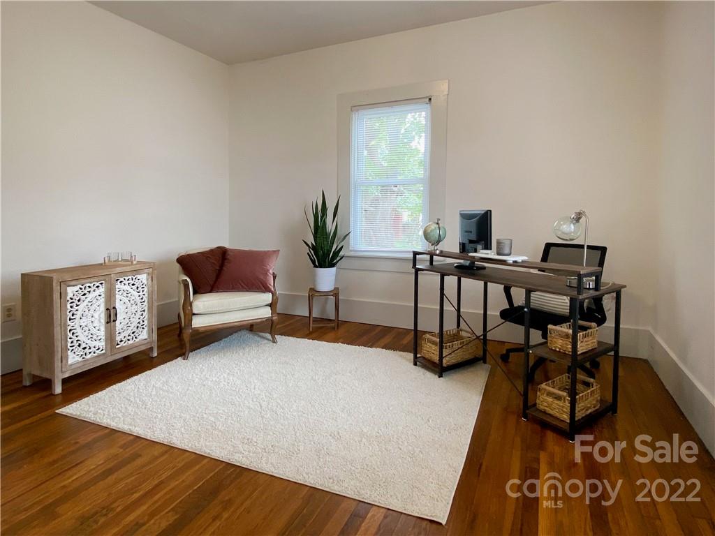 5 Pelzer Street Asheville NC 28804
