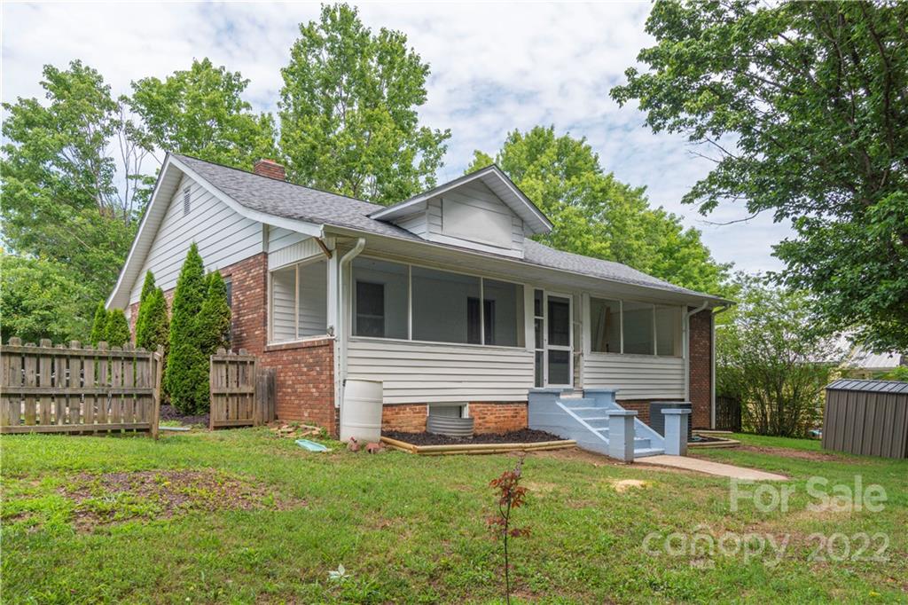 5 Pelzer Street Asheville NC 28804