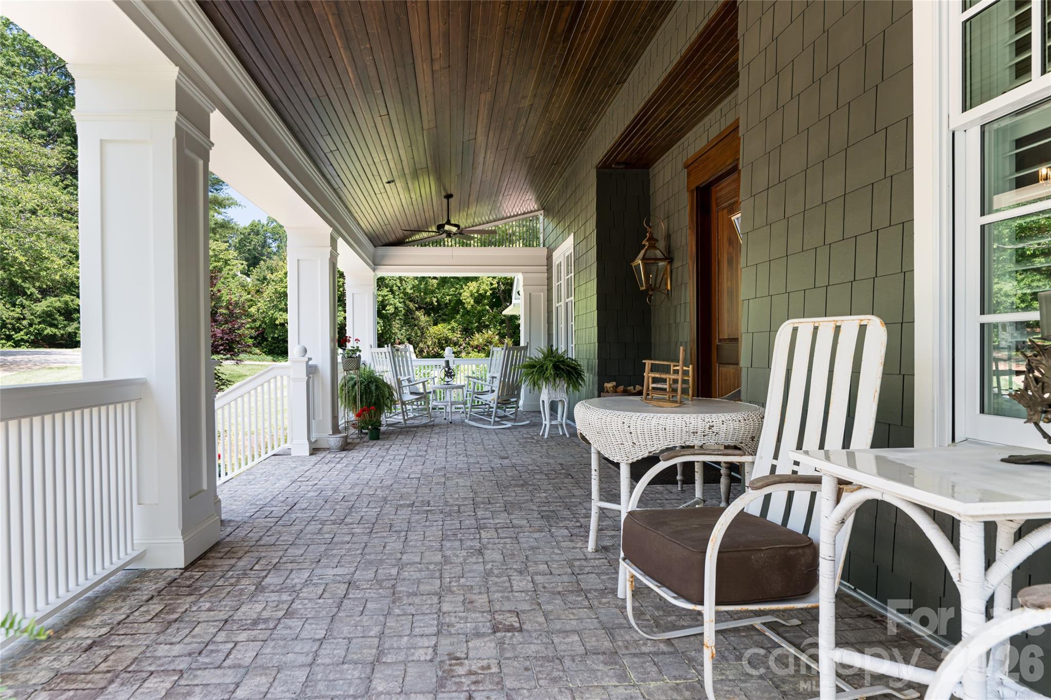 1 Cedar Chine Drive Asheville NC 28803