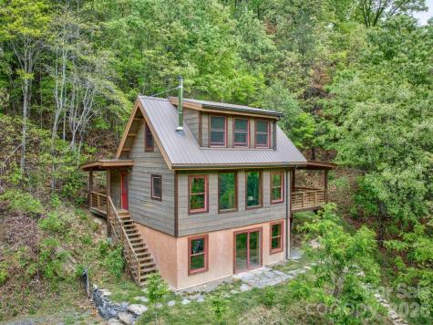 1146 Thomas Branch Road Marshall NC 28753