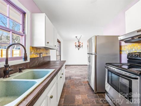 34 Southwicke Drive Arden NC 28704