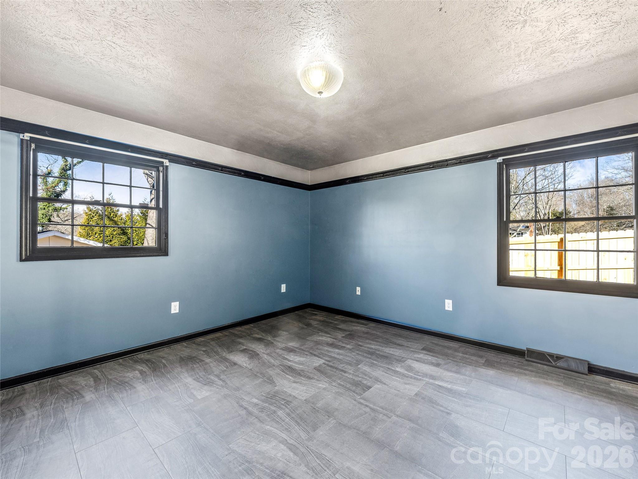 34 Southwicke Drive Arden NC 28704