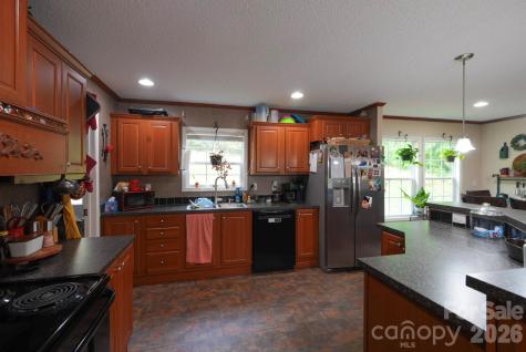 366 W Rocky Lane Dobson NC 27017