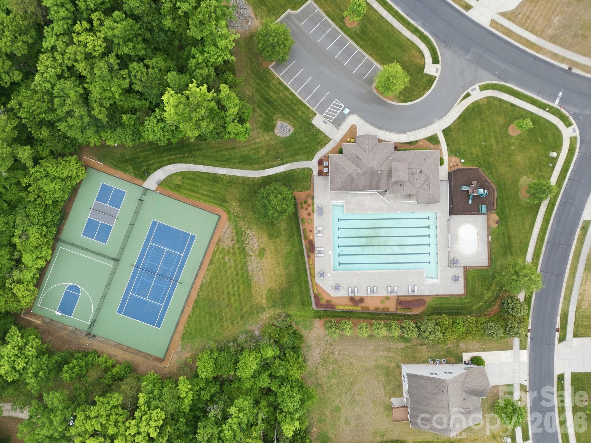 7223 Old Valley Way Harrisburg NC 28075