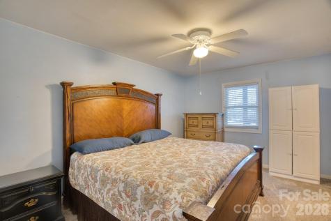 46 Wahuhu Court Brevard NC 28712