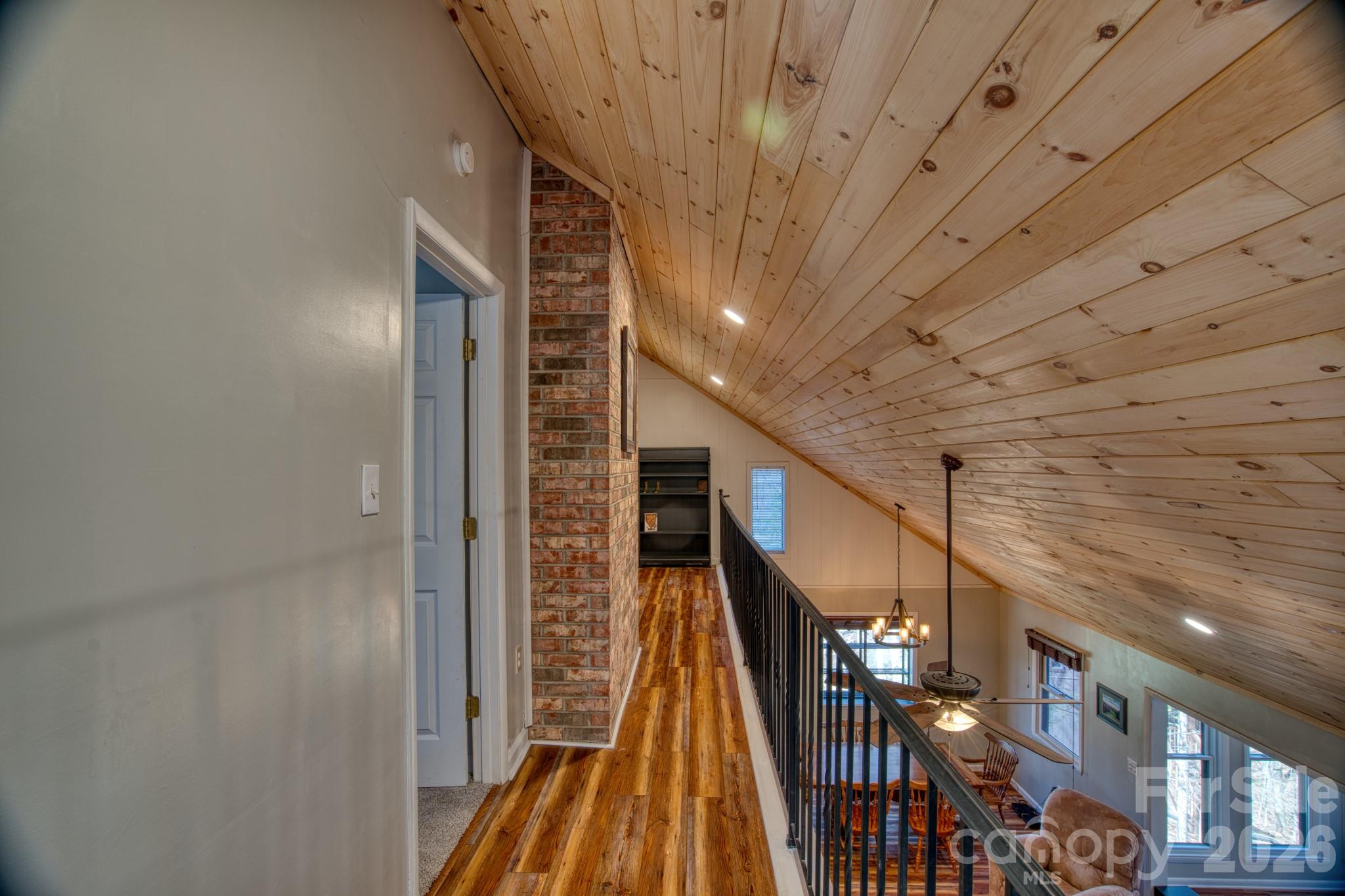 46 Wahuhu Court Brevard NC 28712