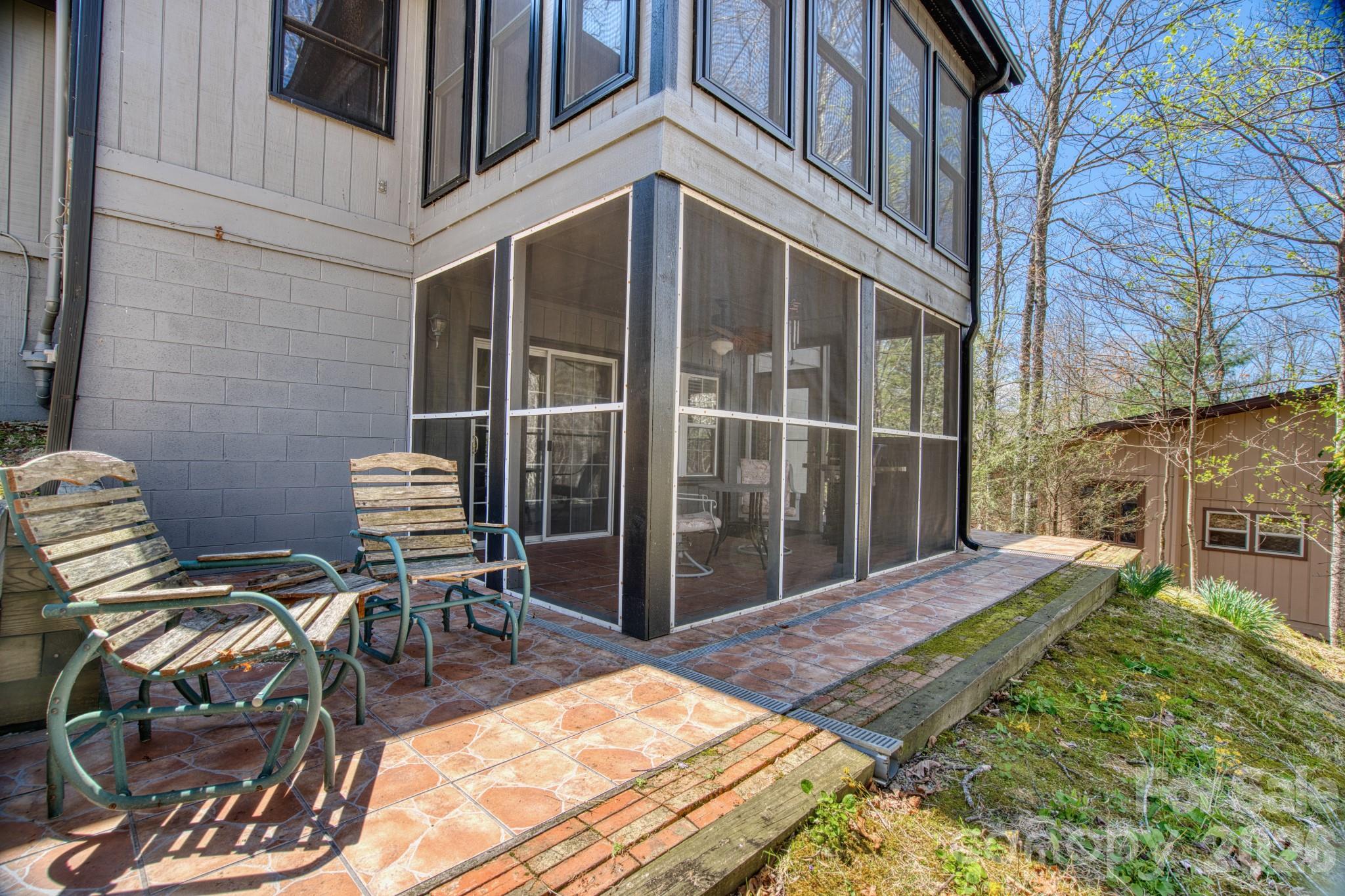 46 Wahuhu Court Brevard NC 28712