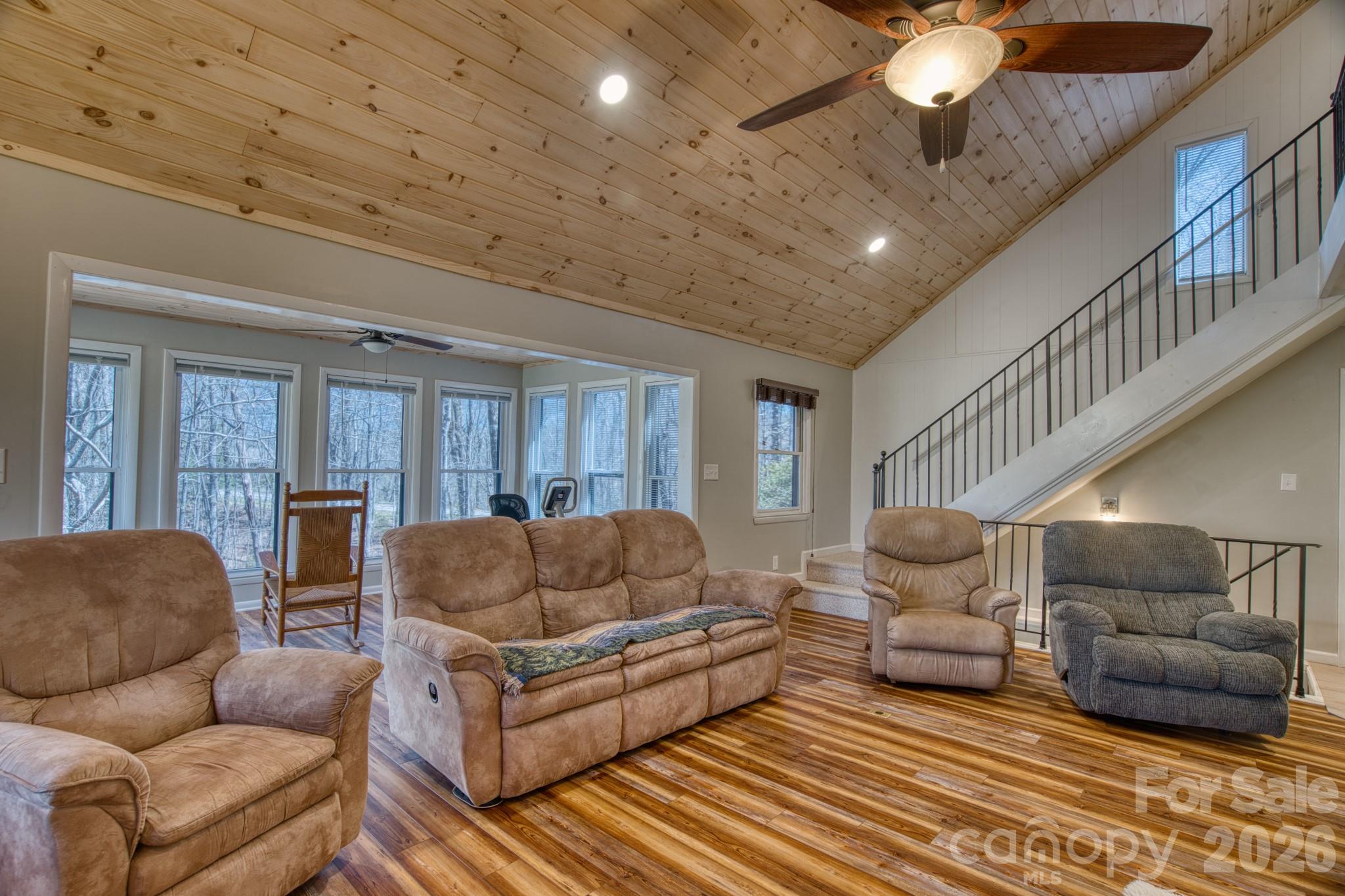 46 Wahuhu Court Brevard NC 28712