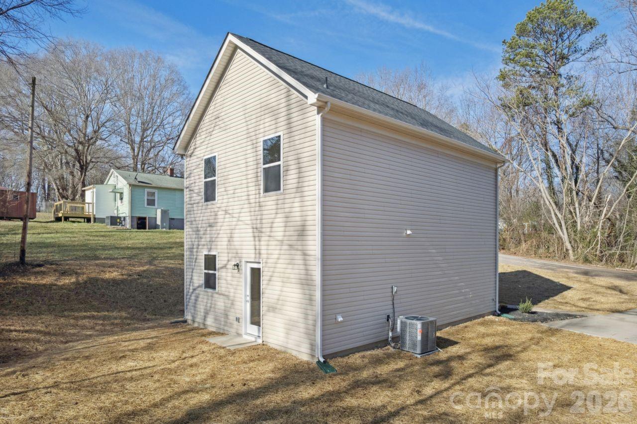 709 Hillsdale Drive Cherryville NC 28021