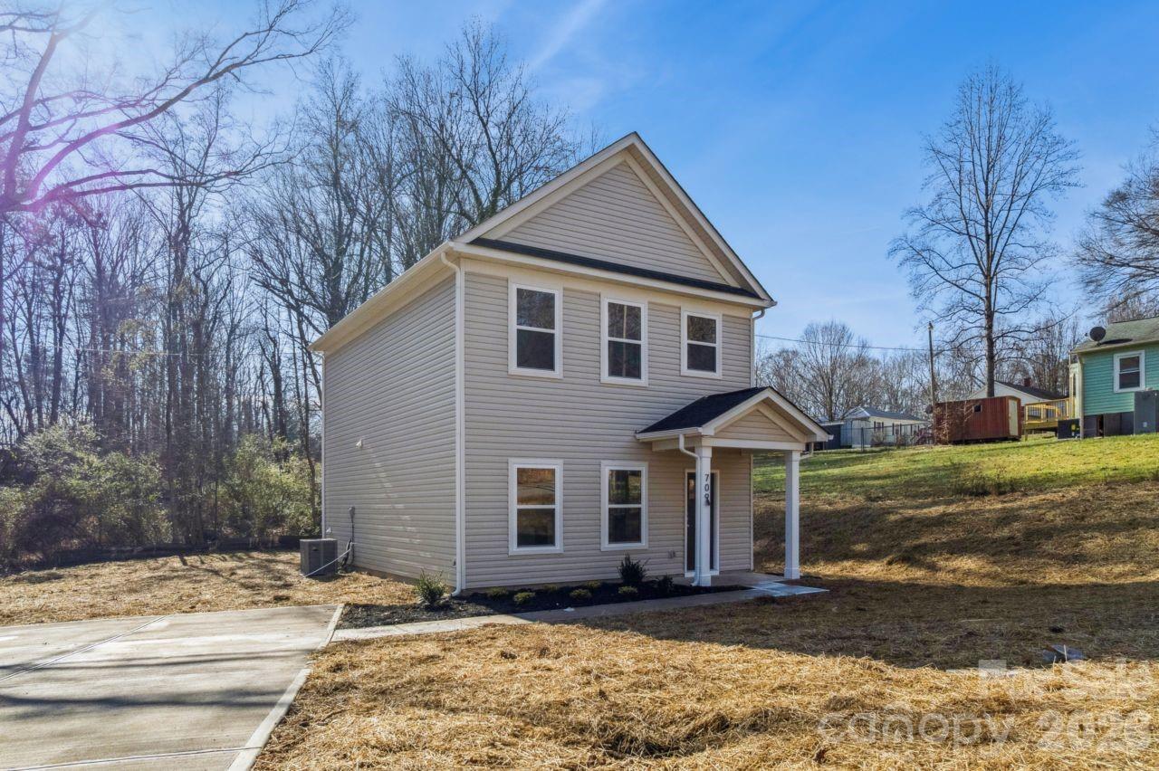 709 Hillsdale Drive Cherryville NC 28021