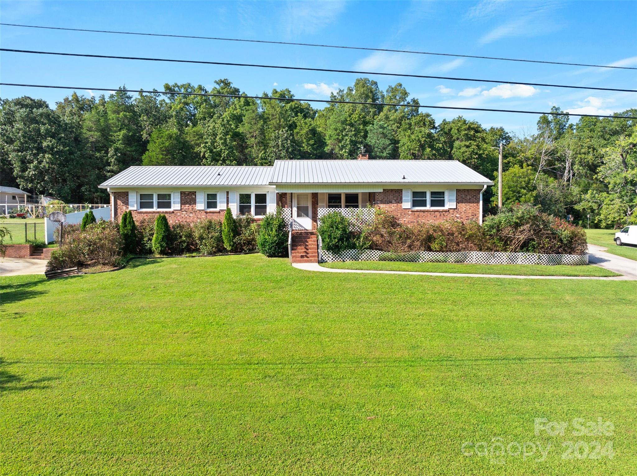 339 Abbid Street Lexington NC 27292