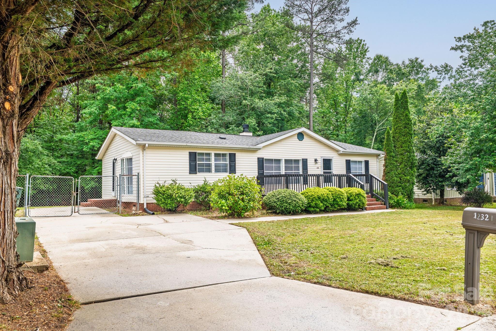 1232 Salvadore Court Gastonia NC 28052