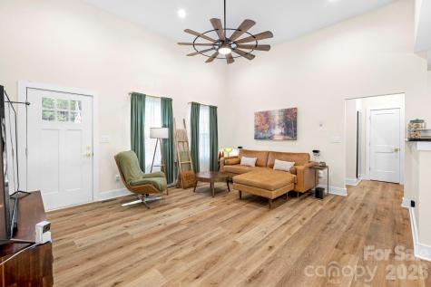 2462 Shoal Road Crouse NC 28033