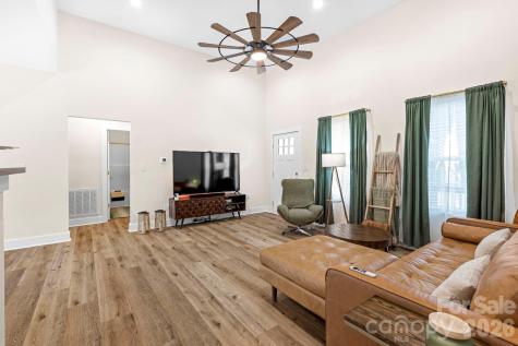 2462 Shoal Road Crouse NC 28033