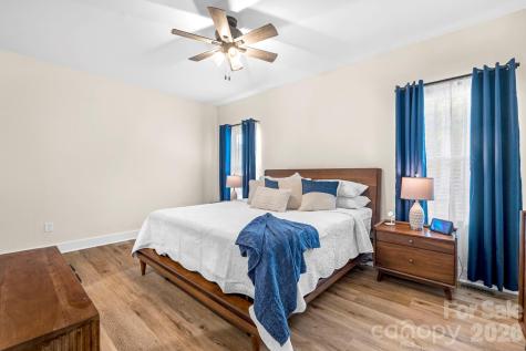 2462 Shoal Road Crouse NC 28033