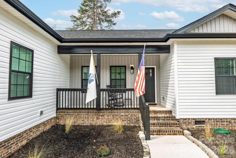 2462 Shoal Road Crouse NC 28033
