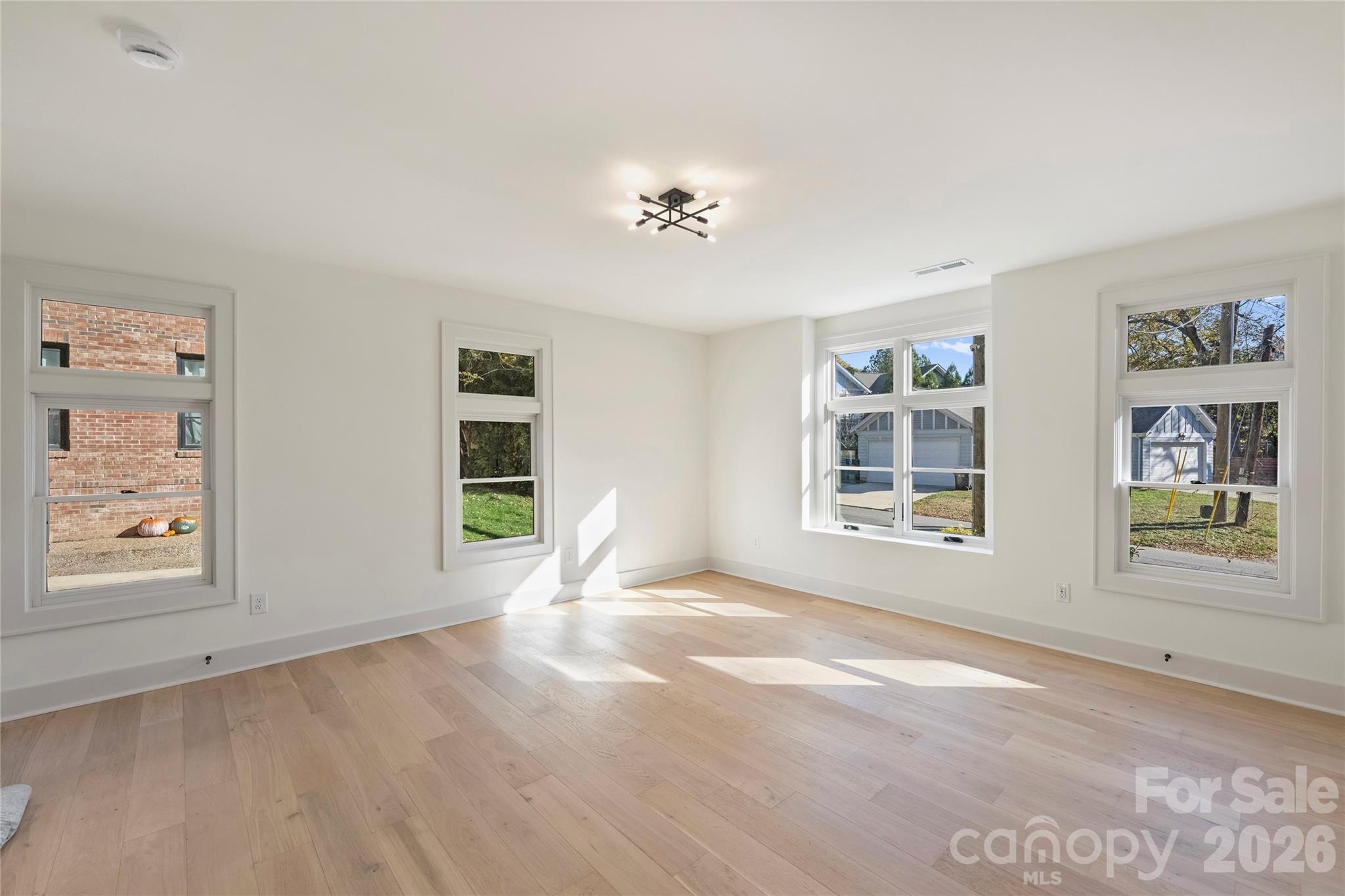 2027 Thurmond Place Charlotte NC 28205