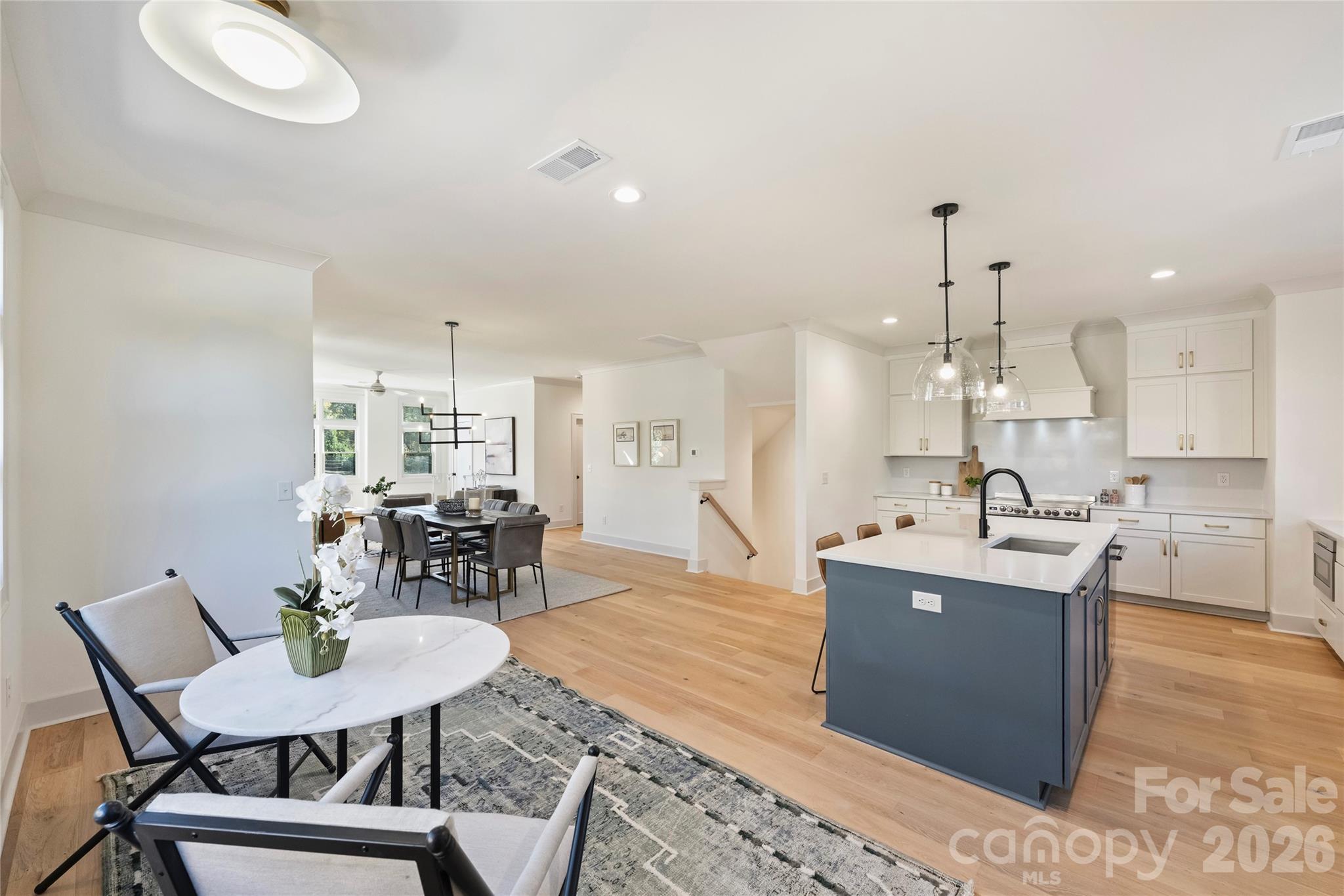 2027 Thurmond Place Charlotte NC 28205