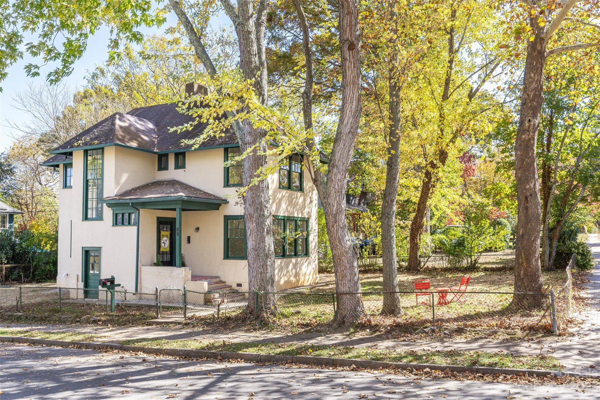 89 Cumberland Avenue Asheville NC 28801
