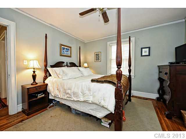 2131 Bay Street Charlotte NC 28205