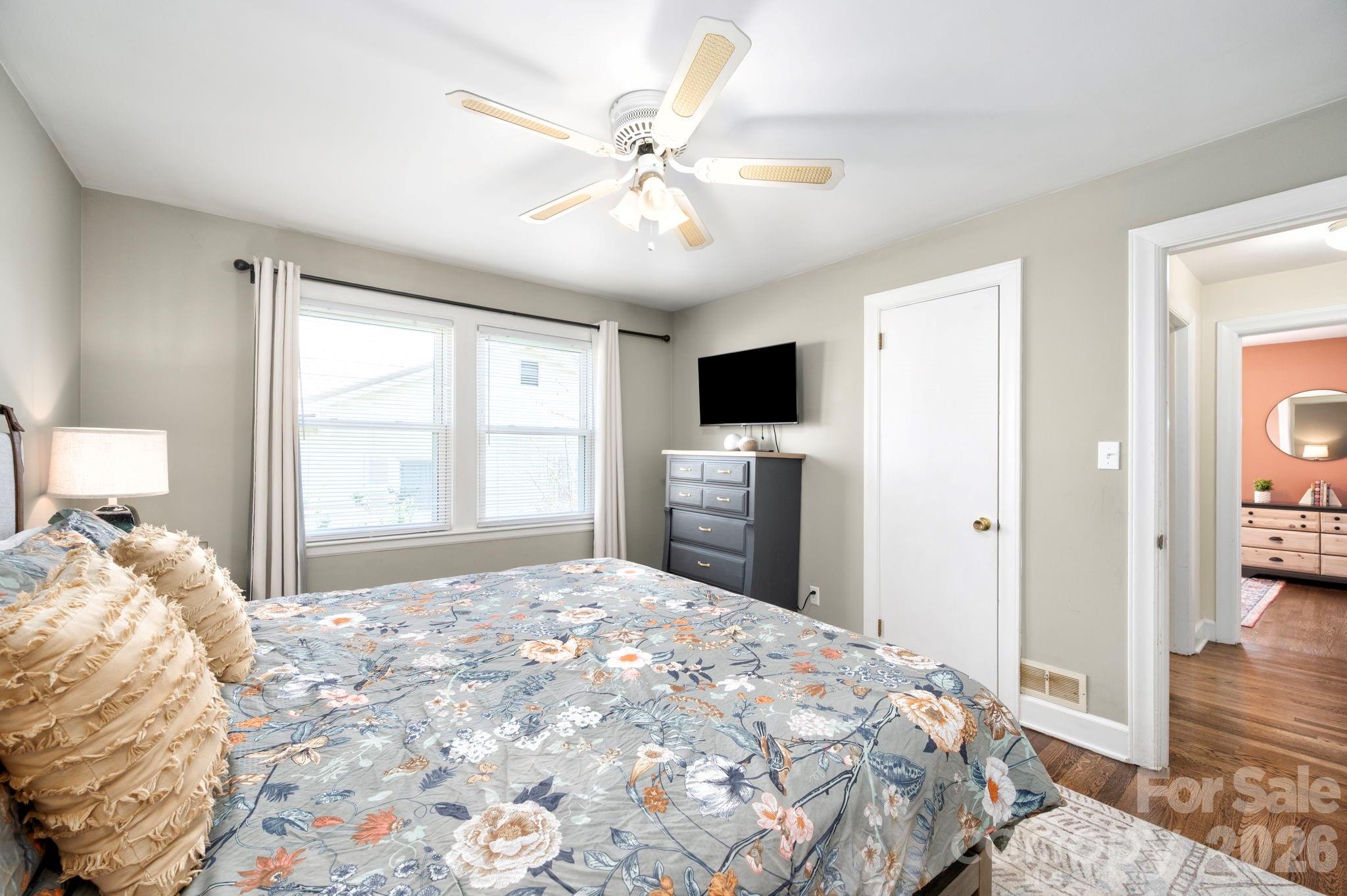 298 Erwin Hills Road Asheville NC 28806