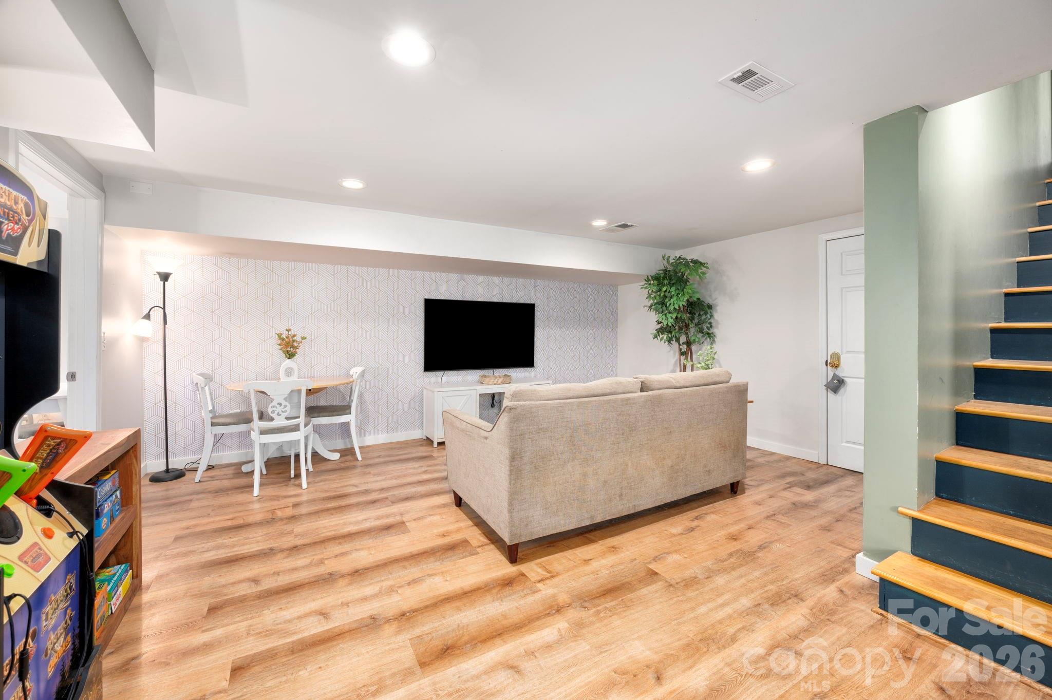 298 Erwin Hills Road Asheville NC 28806