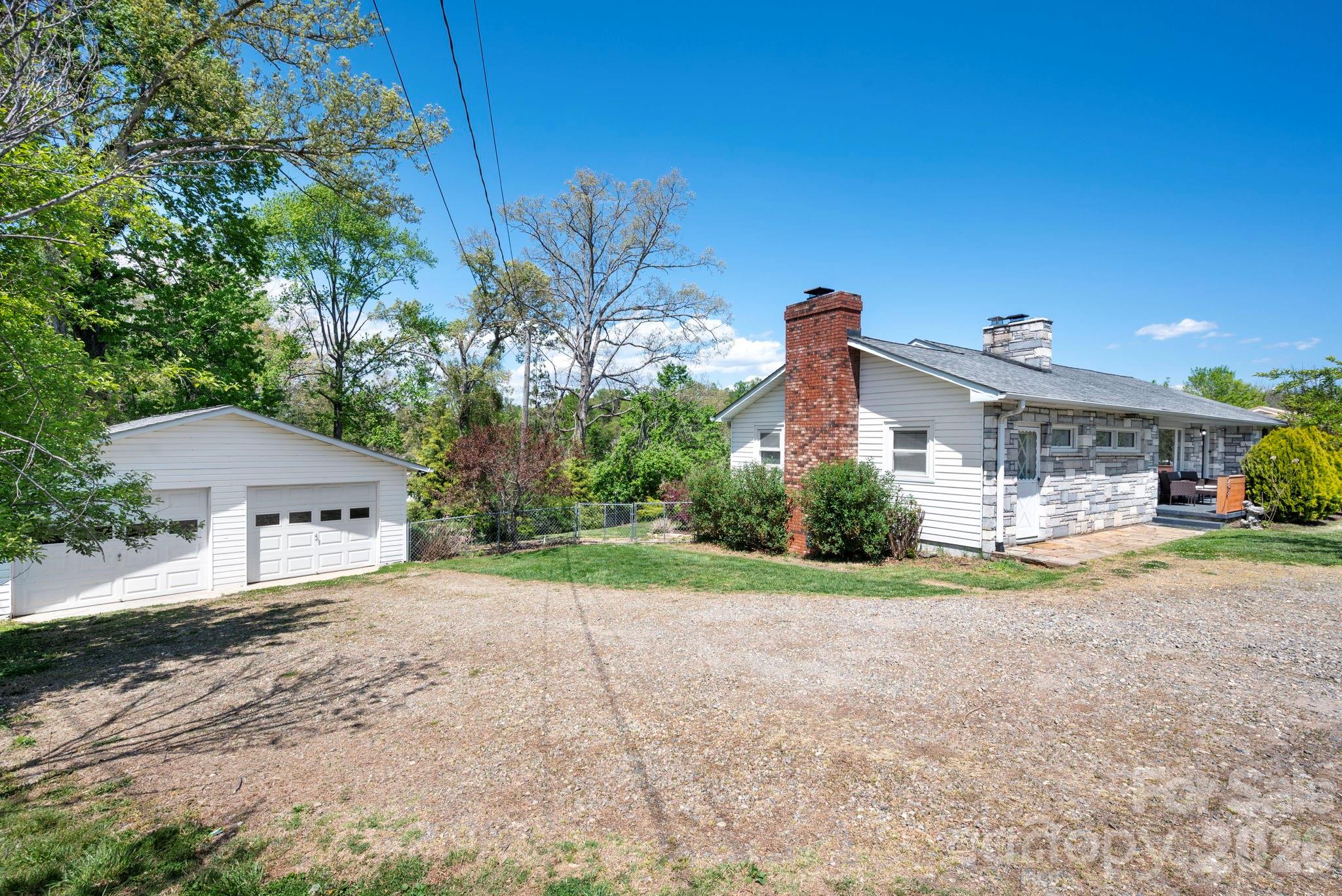 298 Erwin Hills Road Asheville NC 28806