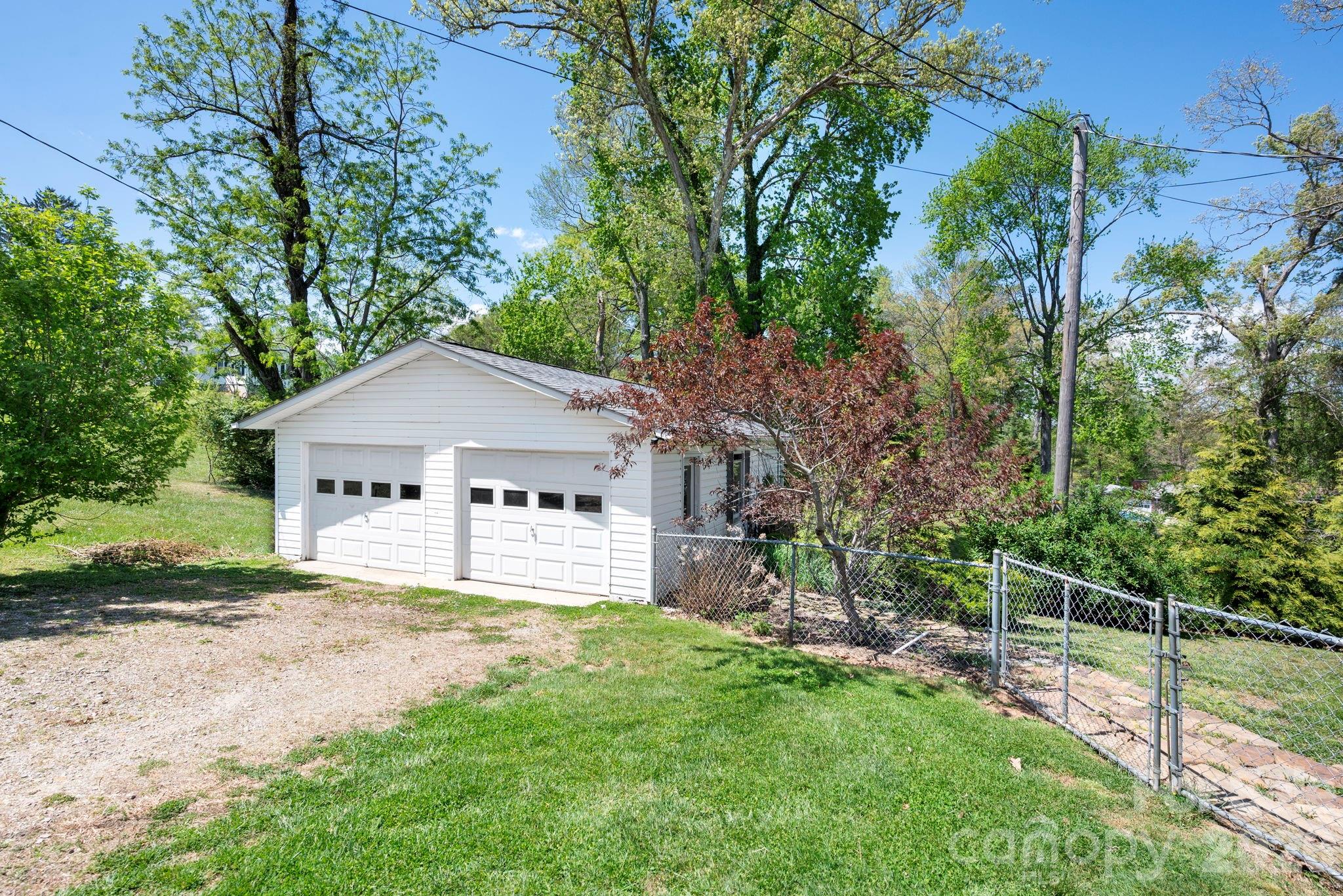 298 Erwin Hills Road Asheville NC 28806